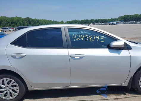 2018 Toyota Corolla Le z USA, uszkodzony, nr VIN 2T1BURHE4JC016663